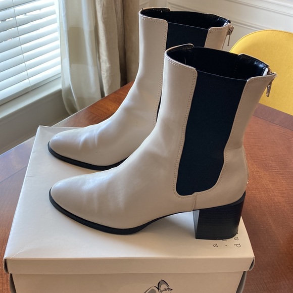 A New Day Cream and Black Booties - Picture 2 of 5